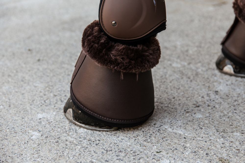KENTUCKY® HORSEWEAR Schaffell-Hufglocken Leder, braun/braun