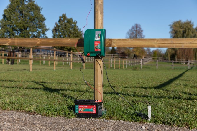 AKO Duo Power X 6000 smart - 12V / 230V