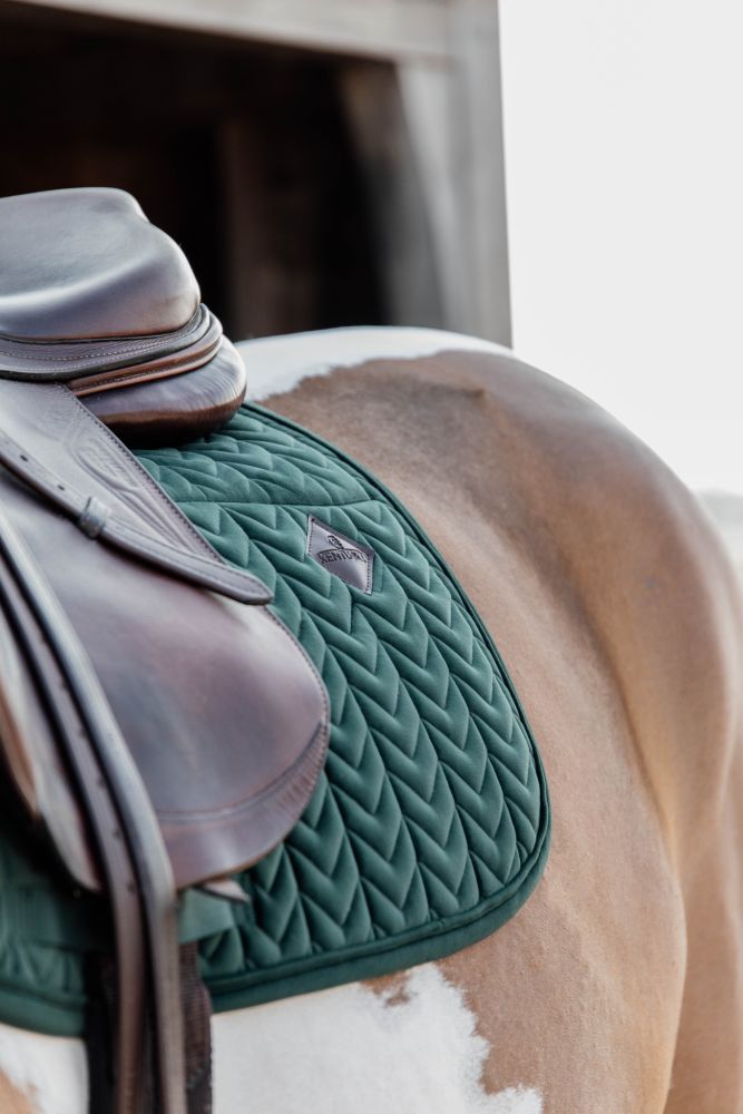 KENTUCKY® HORSEWEAR Skin Friendly Schabracke Velvet Springen, tannengrün
