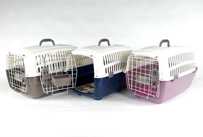 Transportbox Voyager Luxus mit Kissen + Napf 
