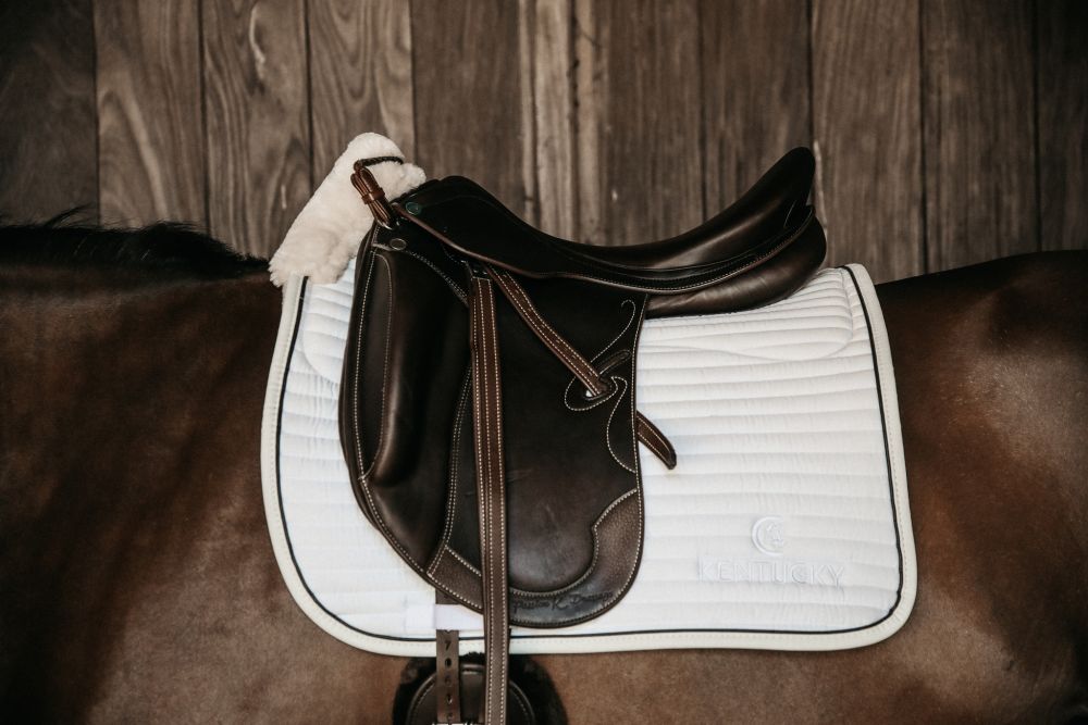 KENTUCKY® HORSEWEAR Skin Friendly Schabracke Dressur, weiß