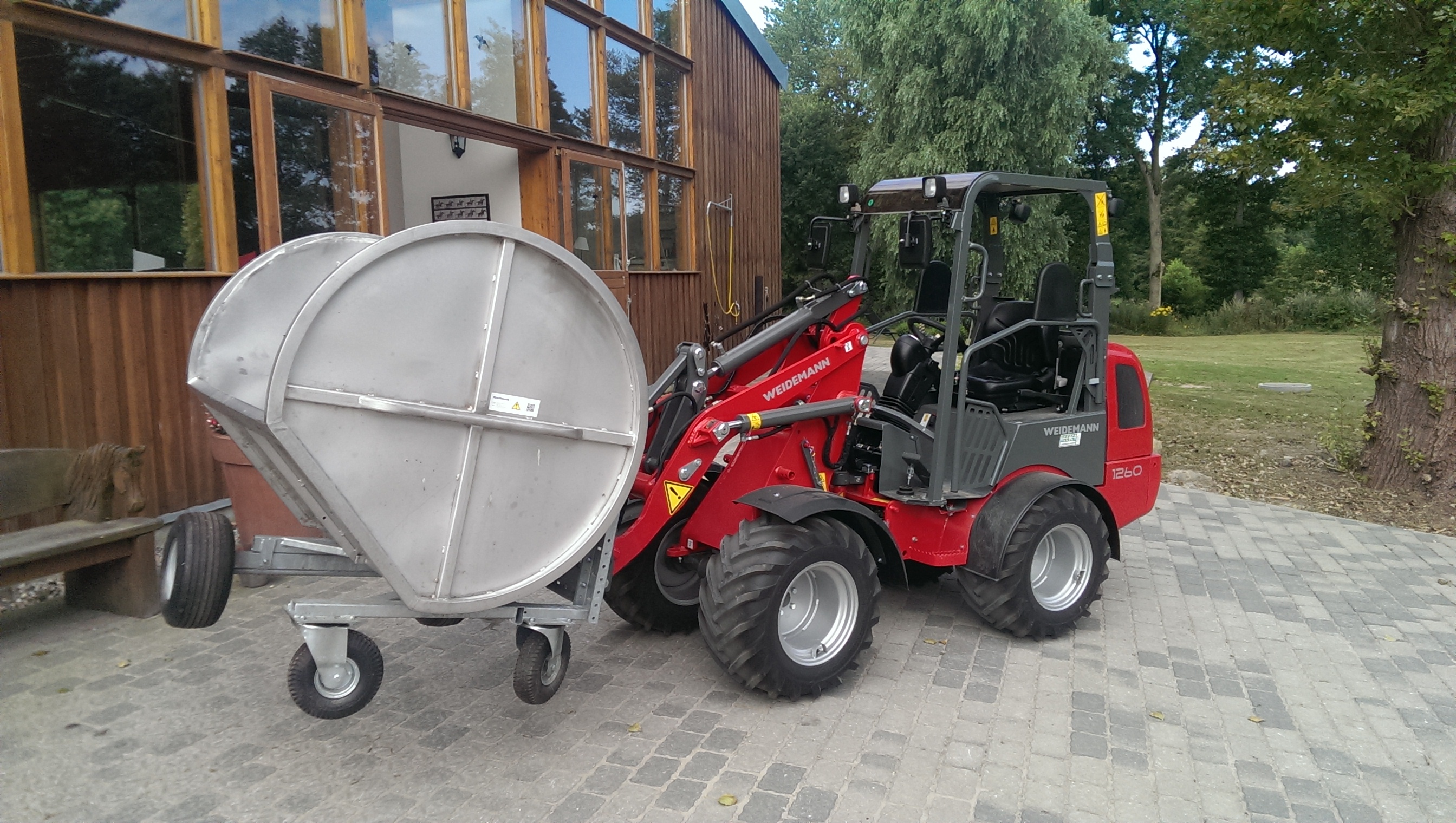 KNEILMANN Mistcontainer aus Edelstahl, 2400 Liter 
