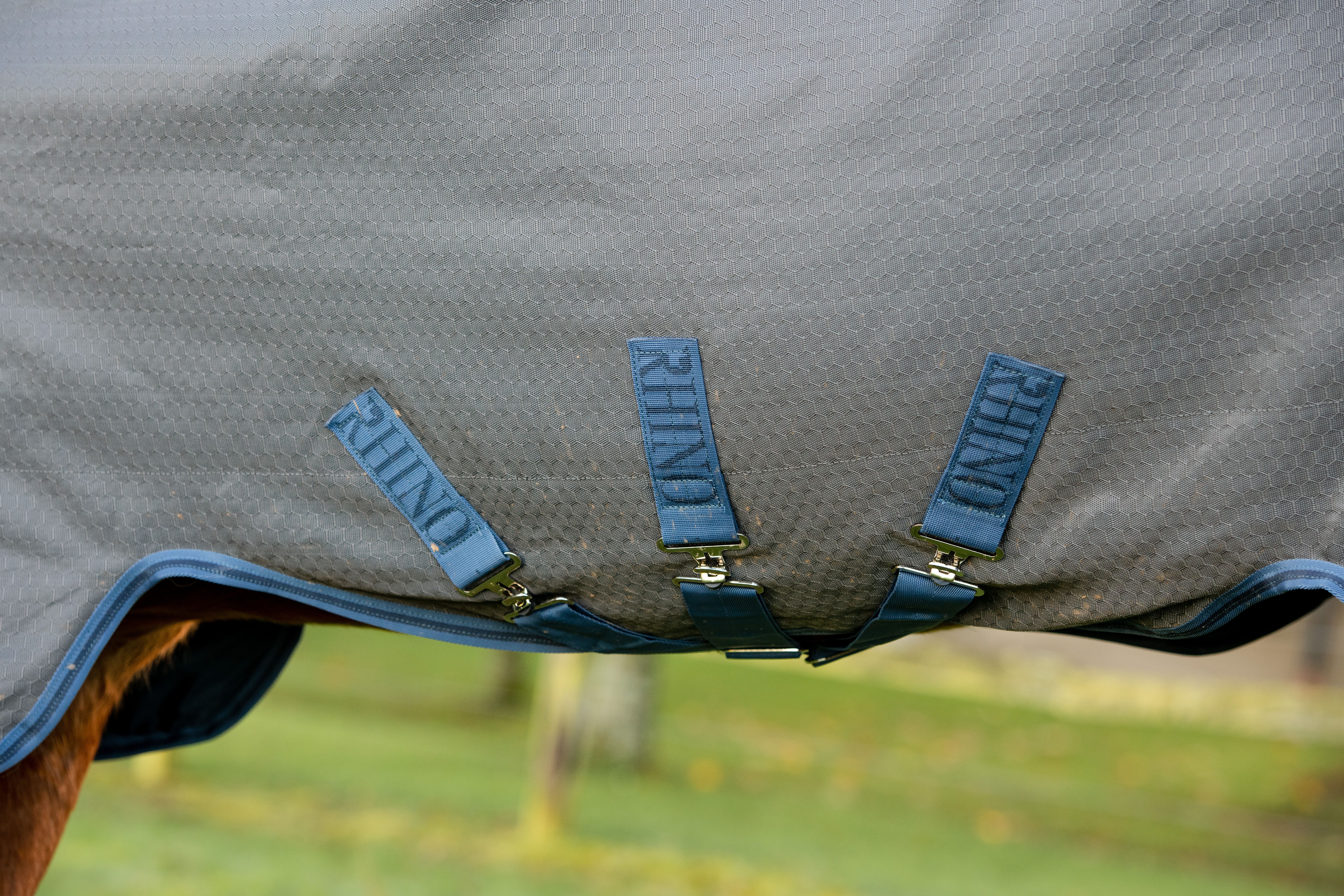 HORSEWARE® Rhino® Hexstop Plus Turnout, 100 g, grey/indigo 