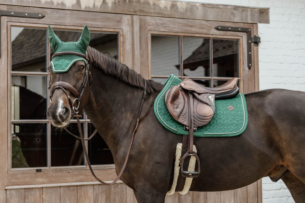 KENTUCKY® HORSEWEAR Fliegenhaube Wellington Velvet, dunkelgrün