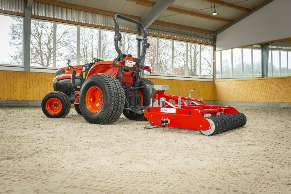 KNEILMANN® Reitbahnplaner Typ 4 Xpert mit Quad-Anhängung, Schwenkachse mechanisch
