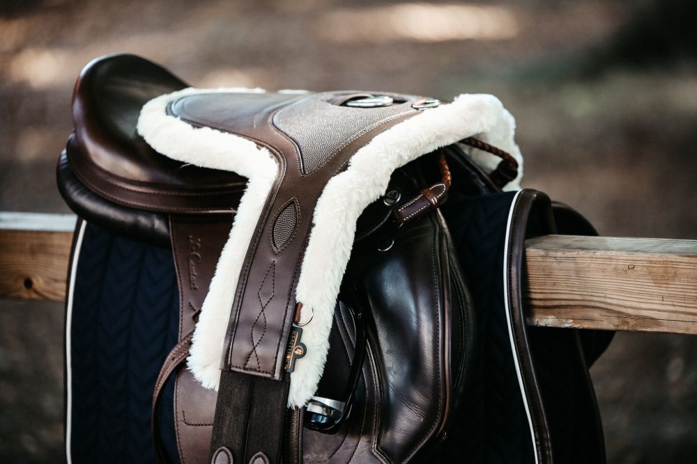 KENTUCKY® HORSEWEAR Lammfell Stollengurt Spezial