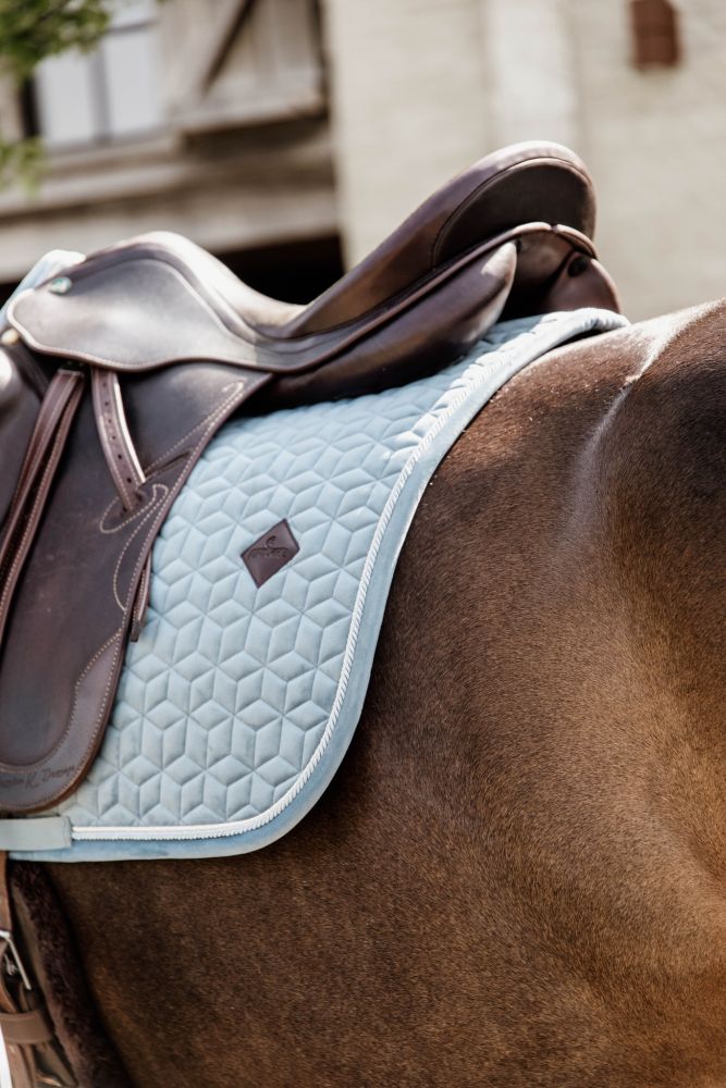KENTUCKY® HORSEWEAR Schabracke Velvet Dressur, hellblau