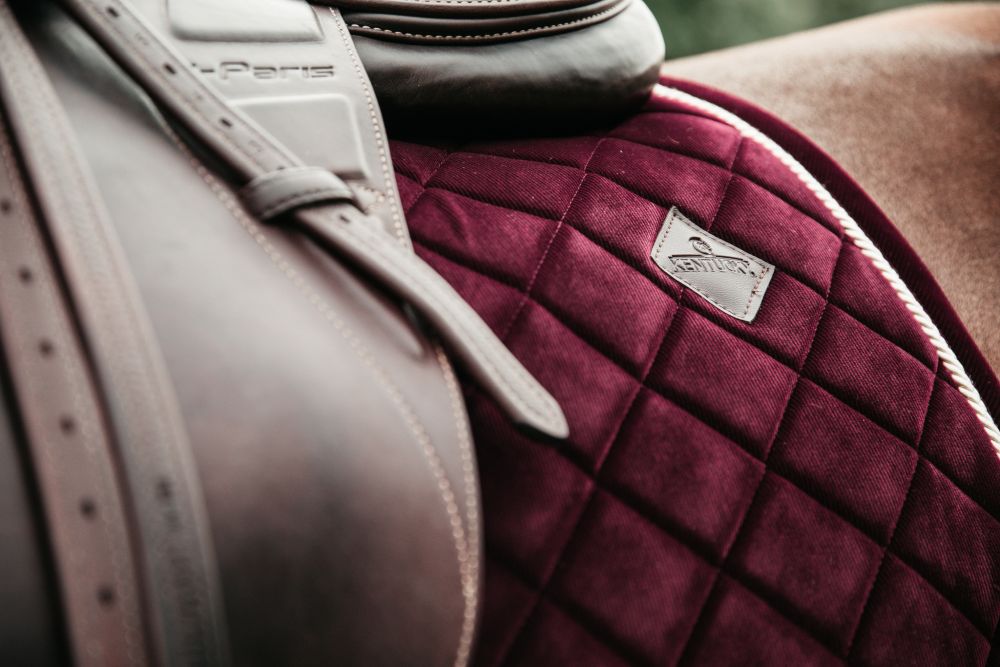 KENTUCKY® HORSEWEAR Schabracke Cord Springen, bordeaux