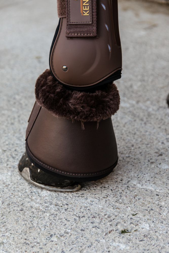 KENTUCKY® HORSEWEAR Schaffell-Hufglocken Leder, braun/braun