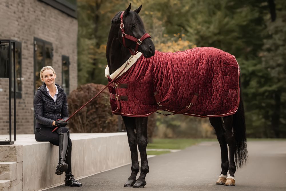 KENTUCKY® HORSEWEAR Turnierdecke Velvet , bordeaux