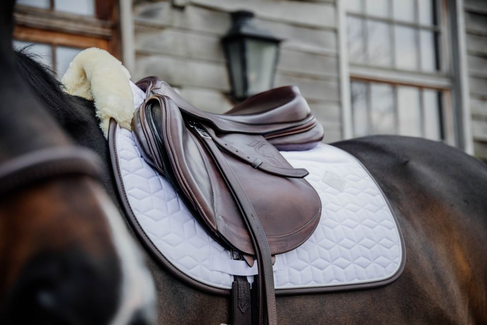 KENTUCKY® HORSEWEAR Skin Friendly Schabracke Springen, weiß