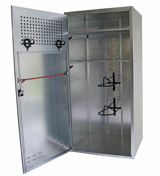 GROWI® Westernsattelschrank mit Vorrichtung für Vorhangschloss, 75 cm breit