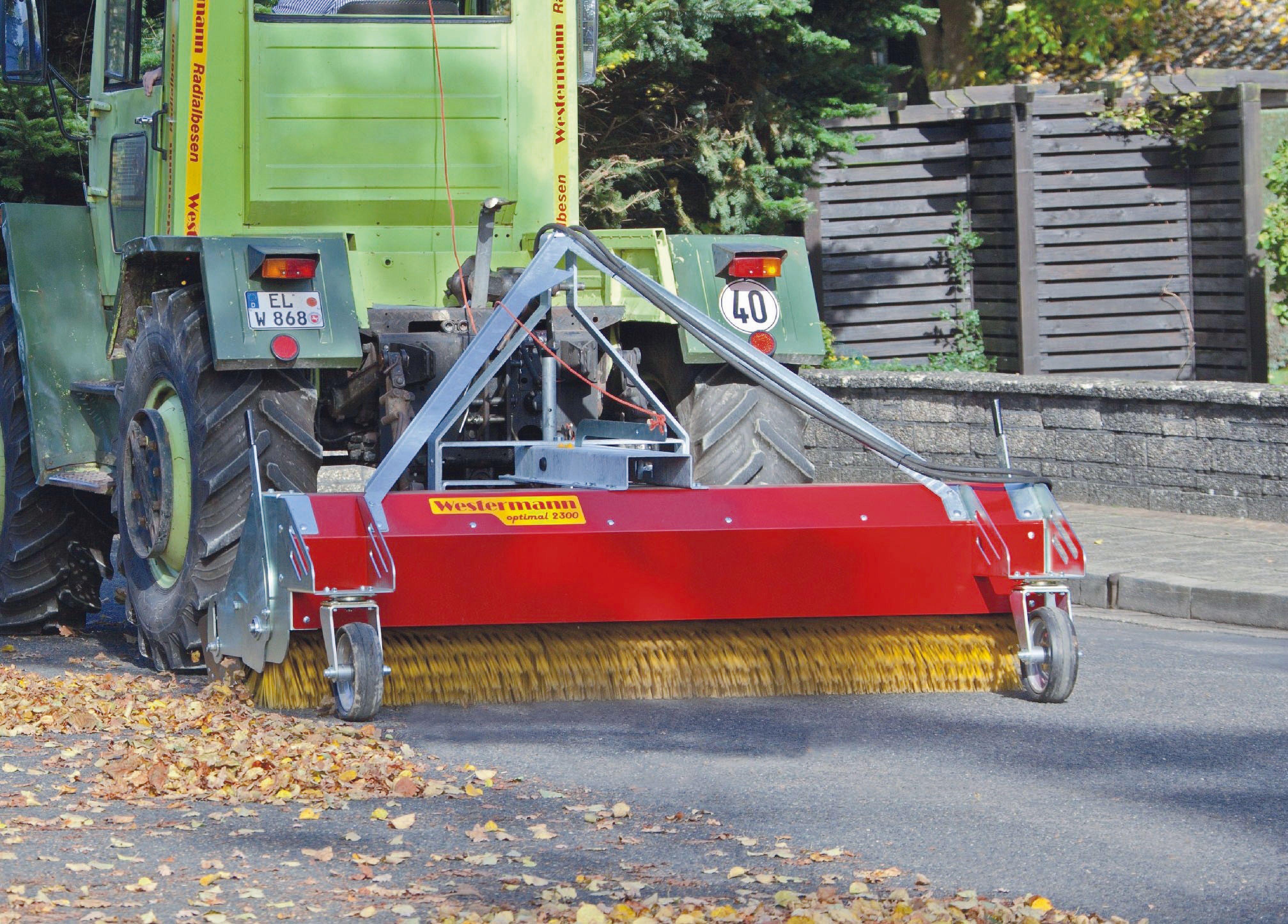 WESTERMANN Anbaukehrmaschine "Optimal" 2300 "Heck"