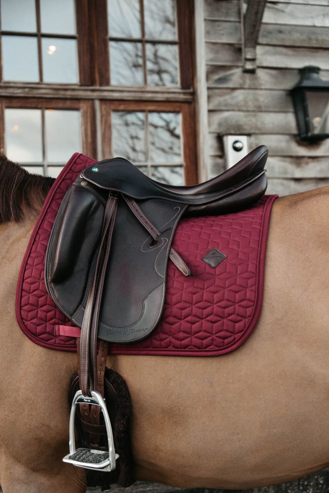 KENTUCKY® HORSEWEAR Schabracke Classic Dressur, bordeaux
