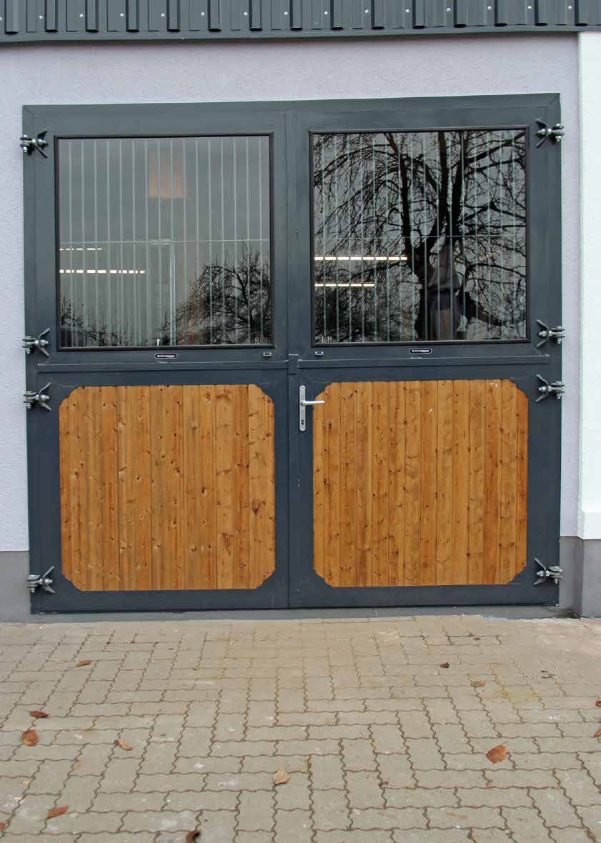GROWI® Stalltor mit Drehfenster