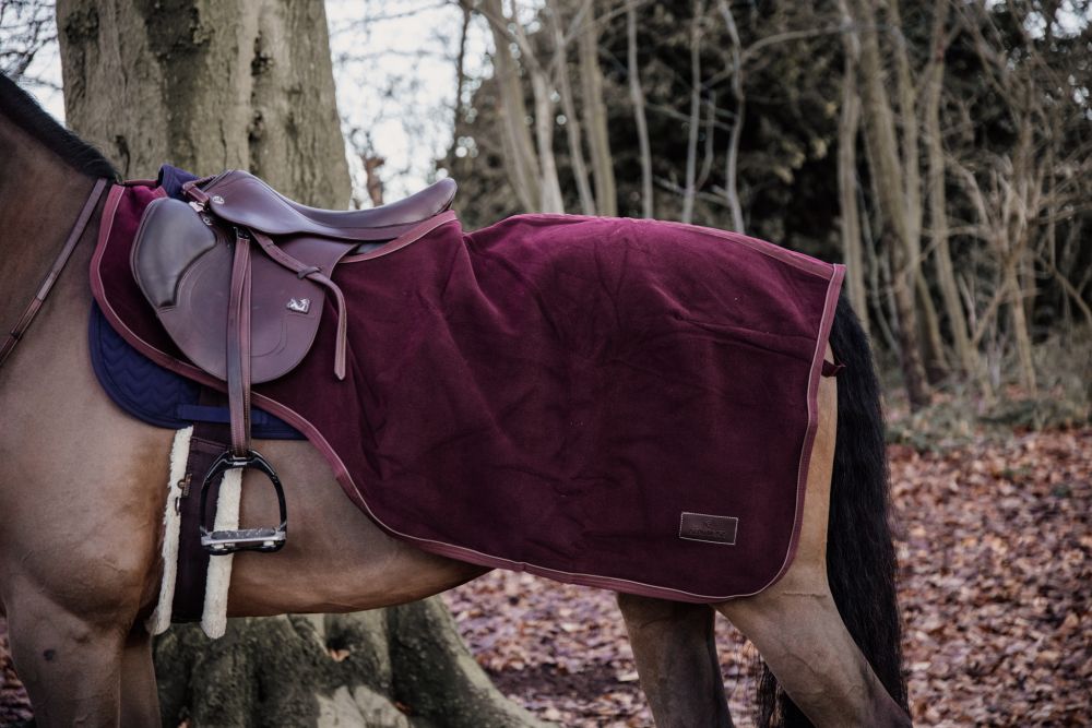 KENTUCKY® HORSEWEAR Ausreitdecke Heavy Fleece, bordeaux