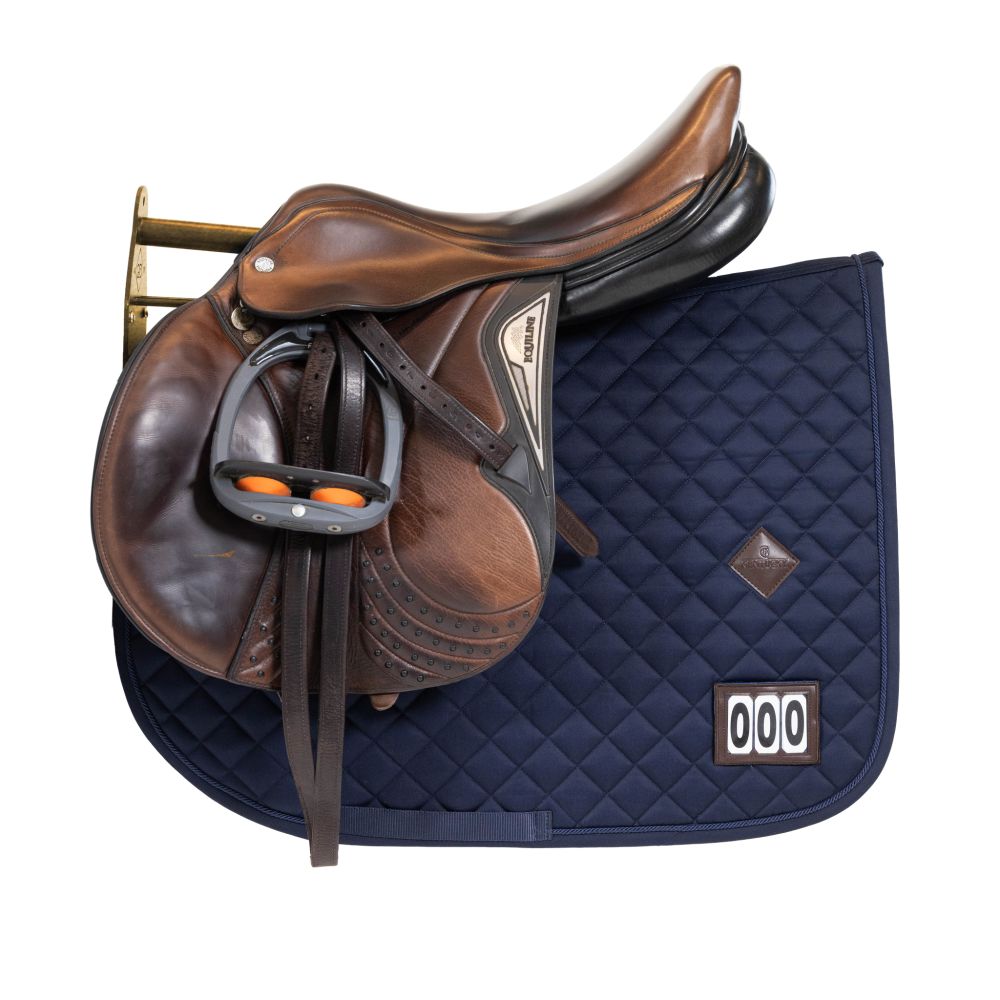 KENTUCKY® GROOMING DELUXE Sattelhalter mit Schabrackenhalter, gold
