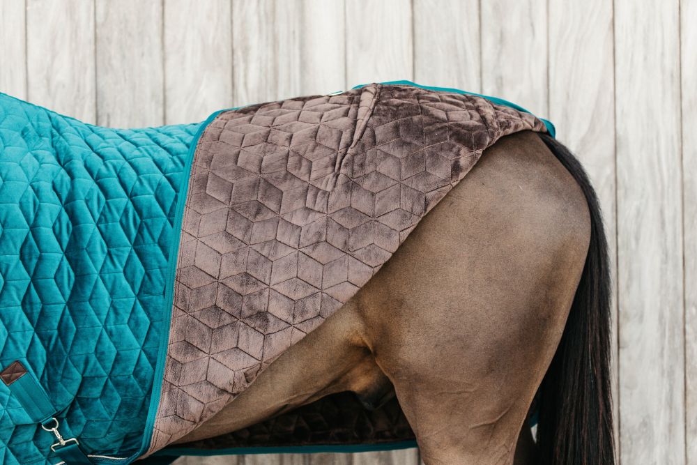 KENTUCKY® HORSEWEAR Turnierdecke Velvet, smaragdgrün