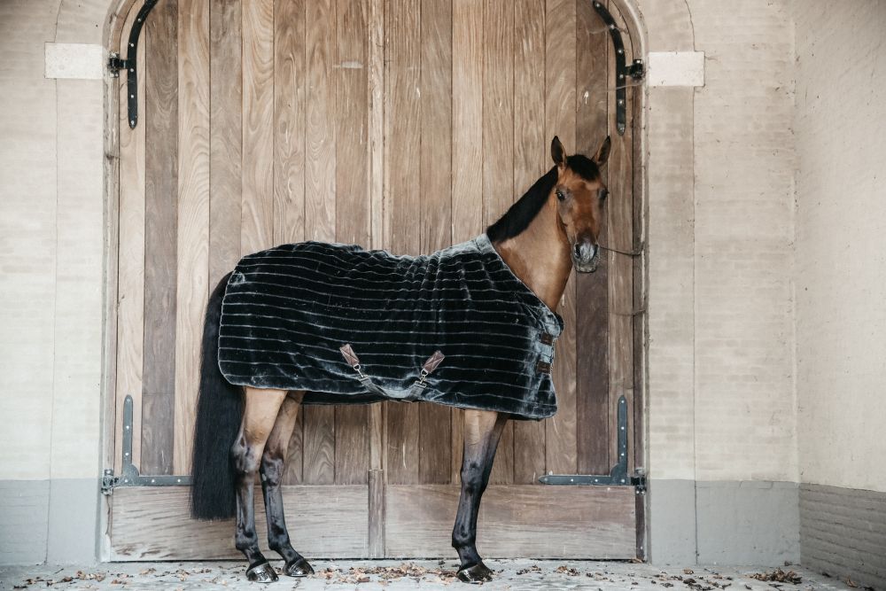 KENTUCKY® HORSEWEAR Fake Fur Pferdedecke