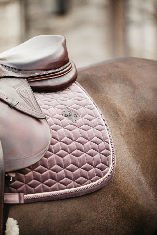 KENTUCKY® HORSEWEAR Schabracke Velvet Springen, hellviolett