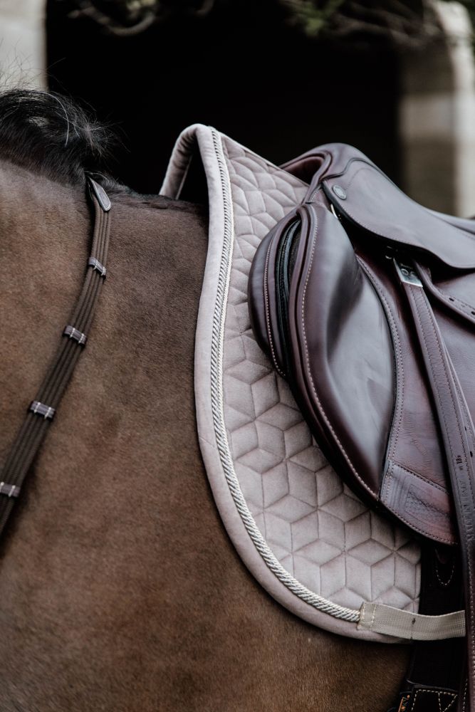KENTUCKY® HORSEWEAR Schabracke Basic Velvet Springen, beige