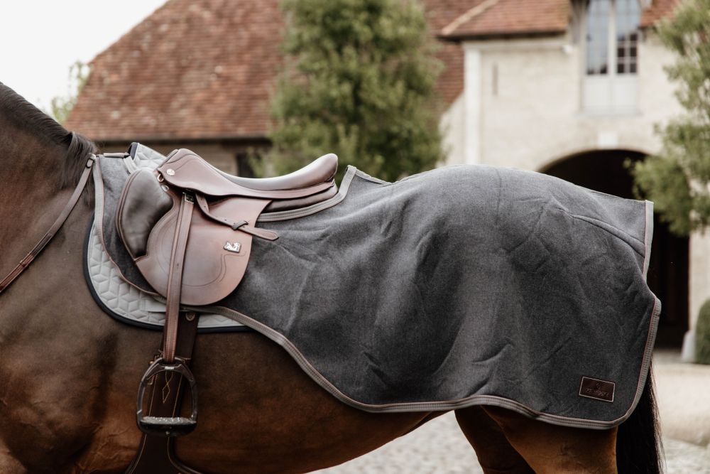 KENTUCKY® HORSEWEAR Ausreitdecke Heavy Fleece, dunkelgrau