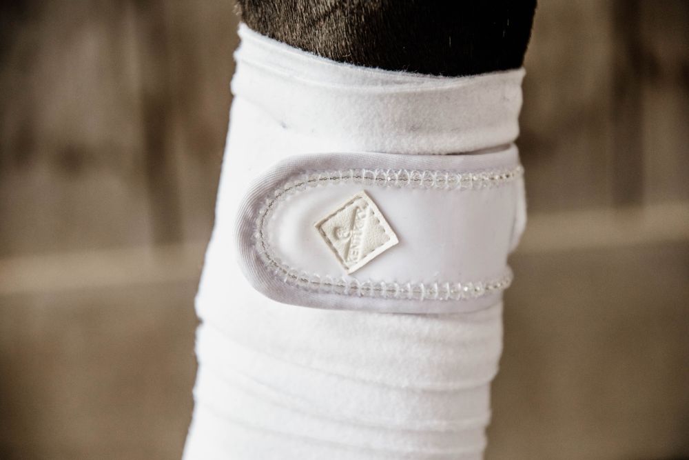 KENTUCKY® HORSEWEAR Fleece-Bandagen Pearls, 4er-Set, weiß