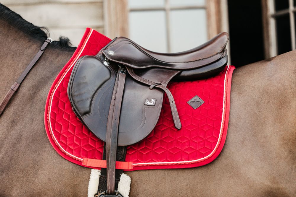 KENTUCKY® HORSEWEAR Schabracke Velvet Springen, rot