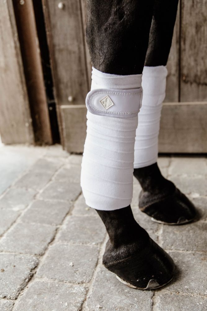 KENTUCKY® HORSEWEAR Fleece-Bandagen Pearls, 4er-Set, weiß