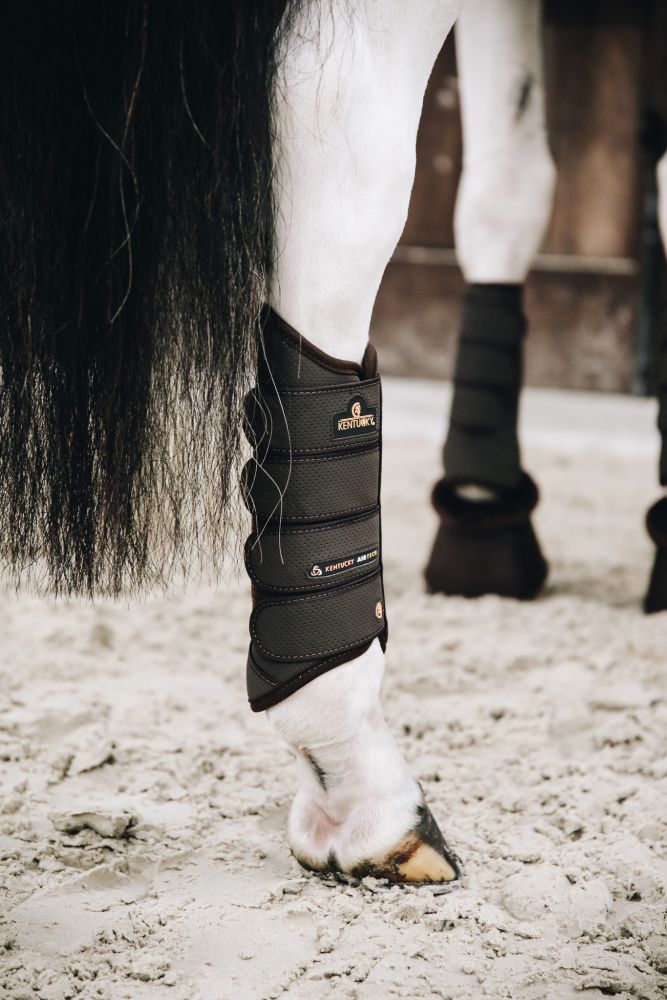 KENTUCKY® HORSEWEAR Geländegamaschen Air Tech hinten, braun
