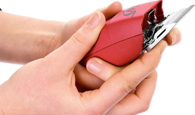 AESCULAP Schermaschine FAV5 mit Scherkopf GT330