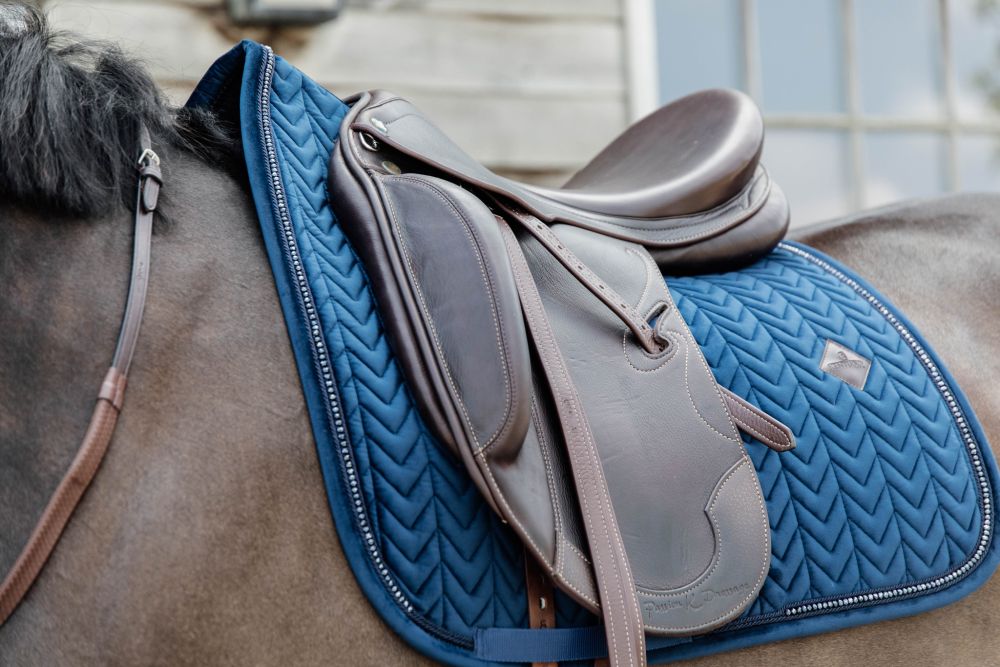 KENTUCKY® HORSEWEAR Schabracke Velvet Pearls Dressur, marine