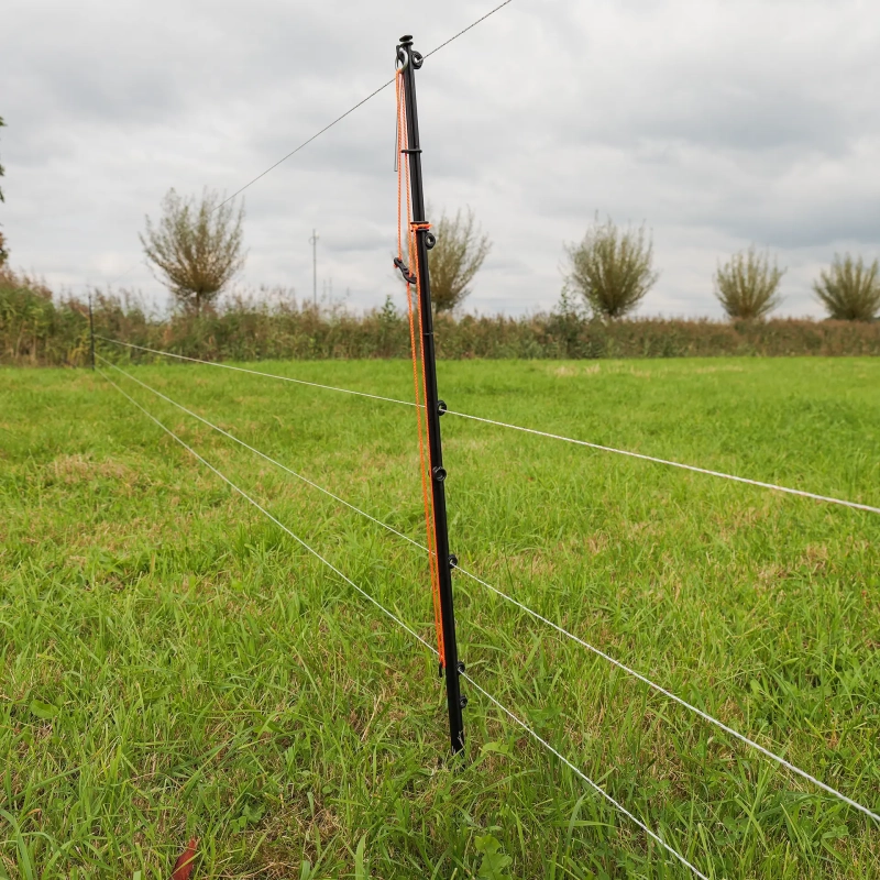 GALLAGHER SmartFence V2 (4 Stück) - 10 Pfähle, 4 Drähte und Rollen in einem System