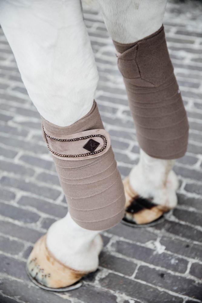KENTUCKY® HORSEWEAR Fleece-Bandagen Velvet Pearls, 4er-Set, beige