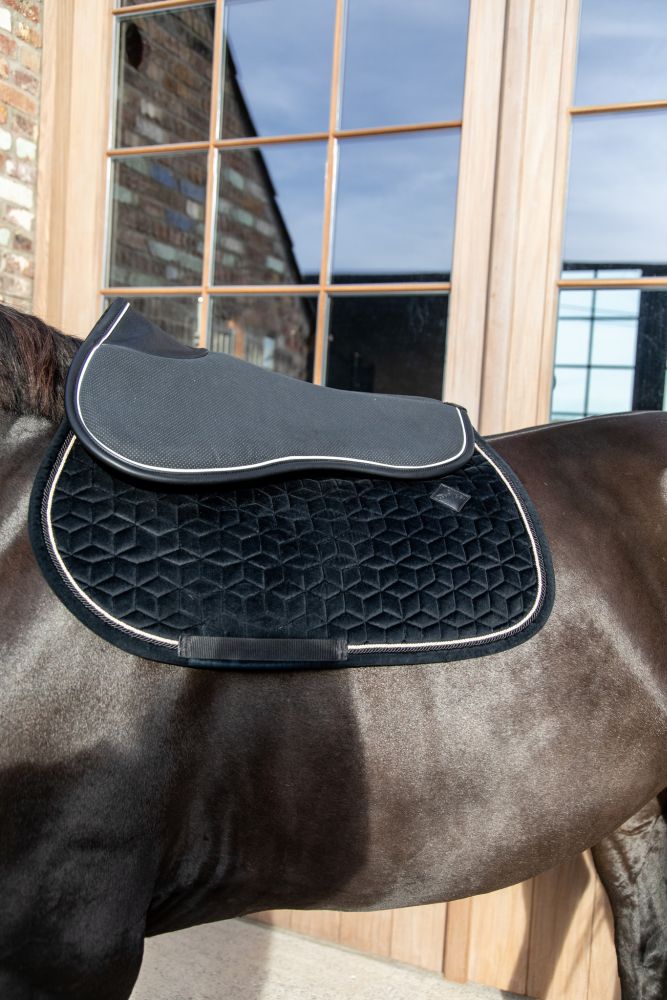 KENTUCKY® HORSEWEAR Sattelpad Absorb, schwarz/weiß/schwarz