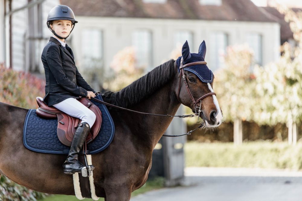 KENTUCKY® HORSEWEAR Lammfell Sattelgurt, schwarz