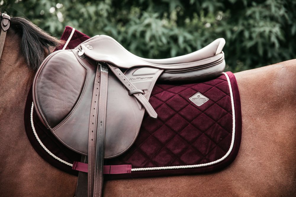 KENTUCKY® HORSEWEAR Schabracke Cord Springen, bordeaux