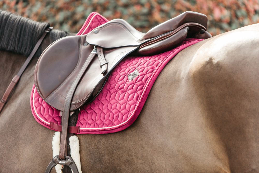KENTUCKY® HORSEWEAR Schabracke Velvet Springen, fuchsia