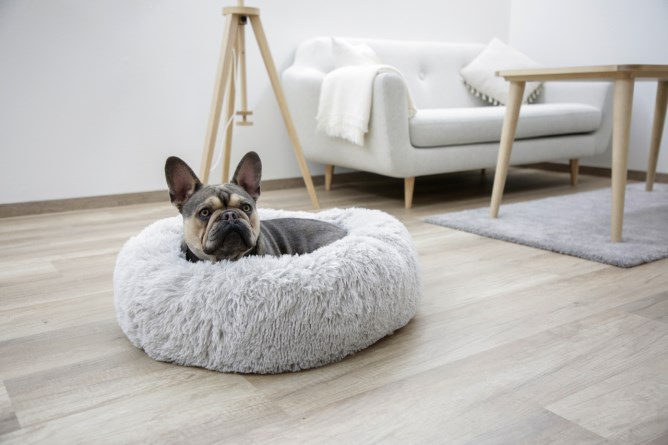 KERBL Kuschelbett Fluffy hellgrau