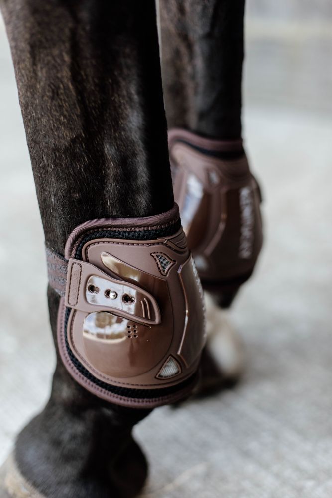 KENTUCKY® HORSEWEAR Streichkappe Moonboots Air, braun