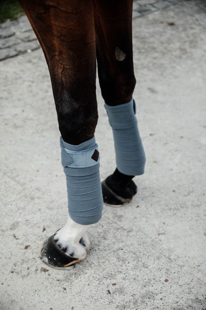 KENTUCKY® HORSEWEAR Fleecebandagen Velvet, 4er-Set, hellblau