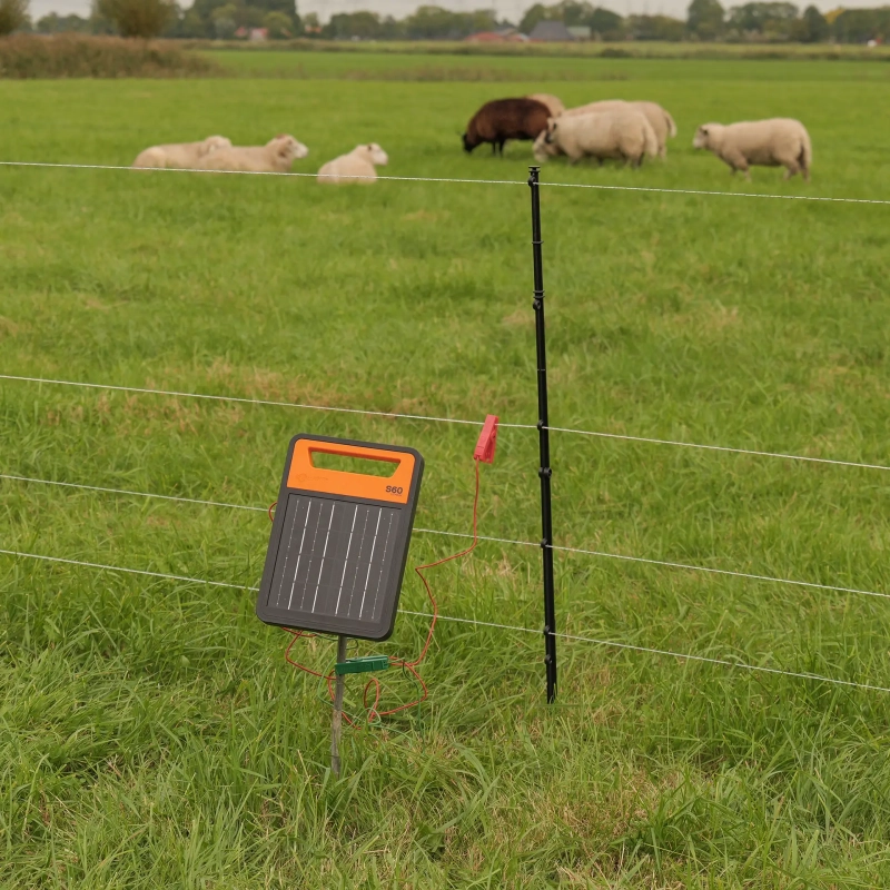 GALLAGHER SmartFence V2 (4 Stück) - 10 Pfähle, 4 Drähte und Rollen in einem System