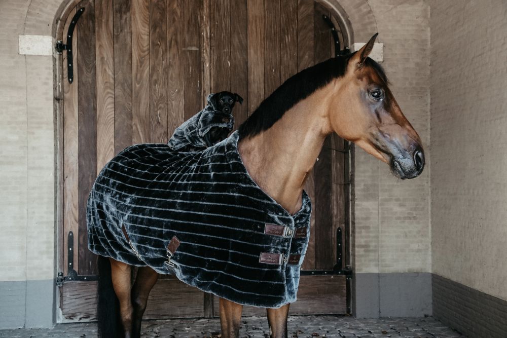 KENTUCKY® HORSEWEAR Fake Fur Pferdedecke