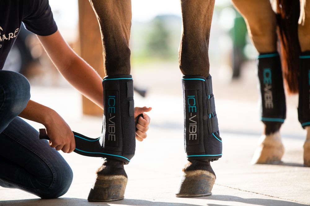 HORSEWARE® Ice-Vibe® Boots