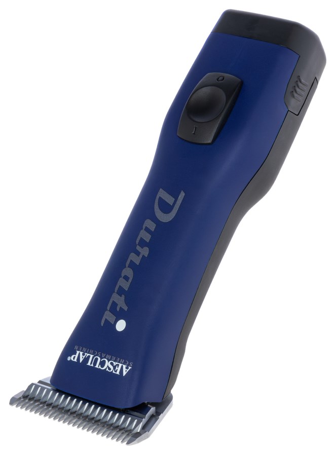 Blaue Akkuschermaschine AESCULAP Durati Horse für die Pferdeschur mit ergonomischem Griff und Scherkopf.