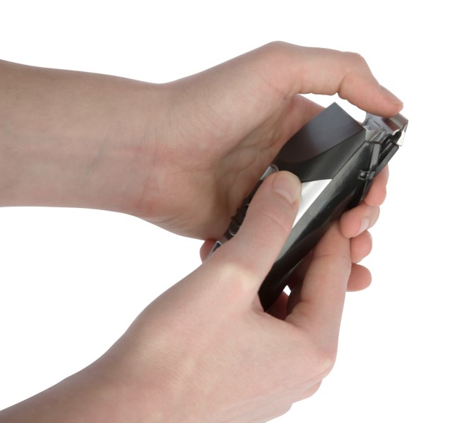 CLIPSTER Akkuschermaschine DropiX mit Scherkopf